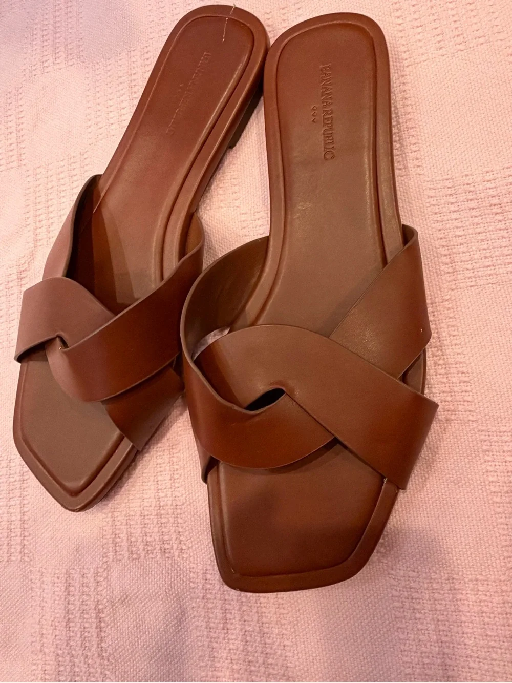 Banana Republic Tan Brown Knotted Leather Slides